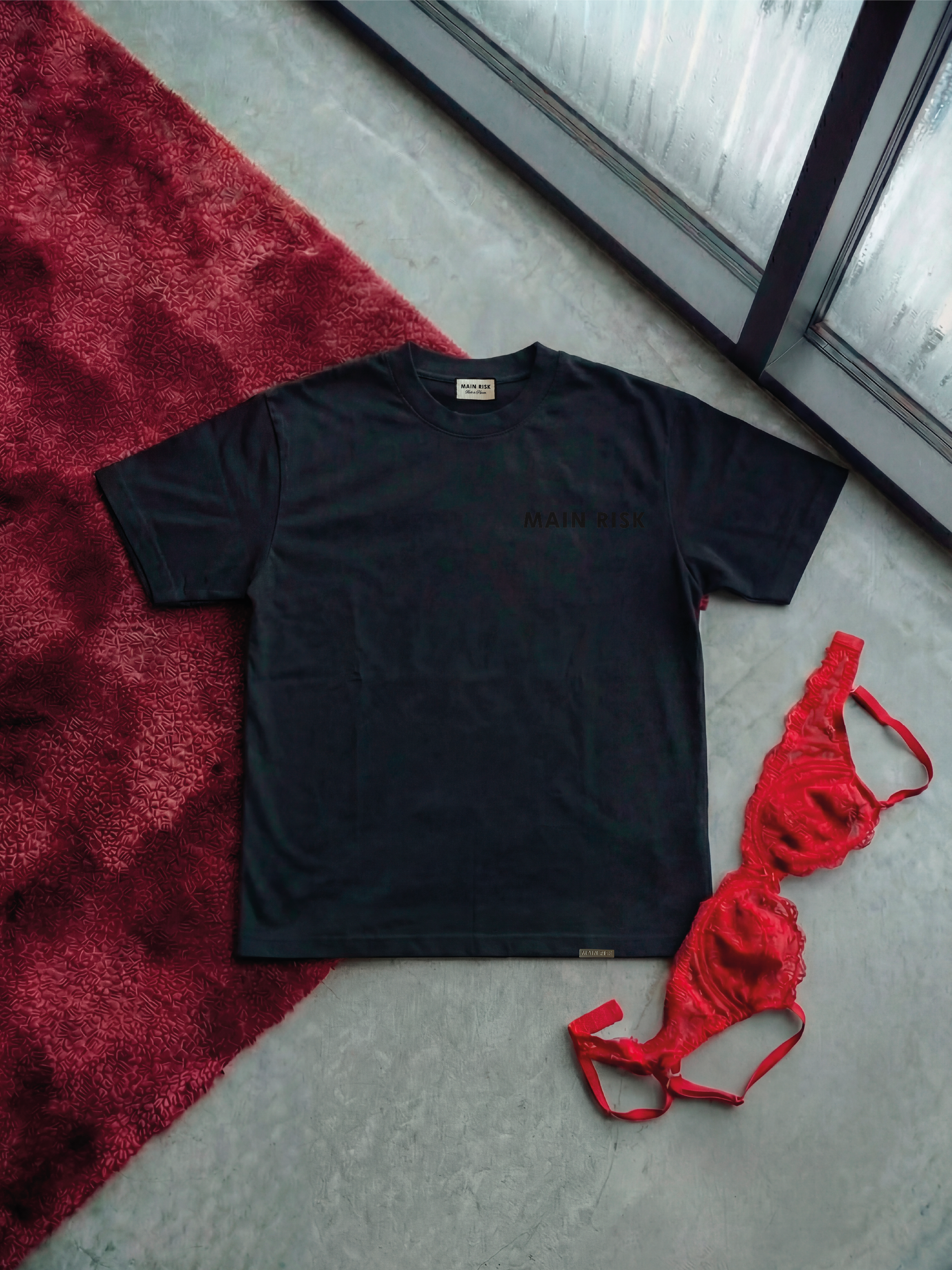 Atemporal Black T-shirt